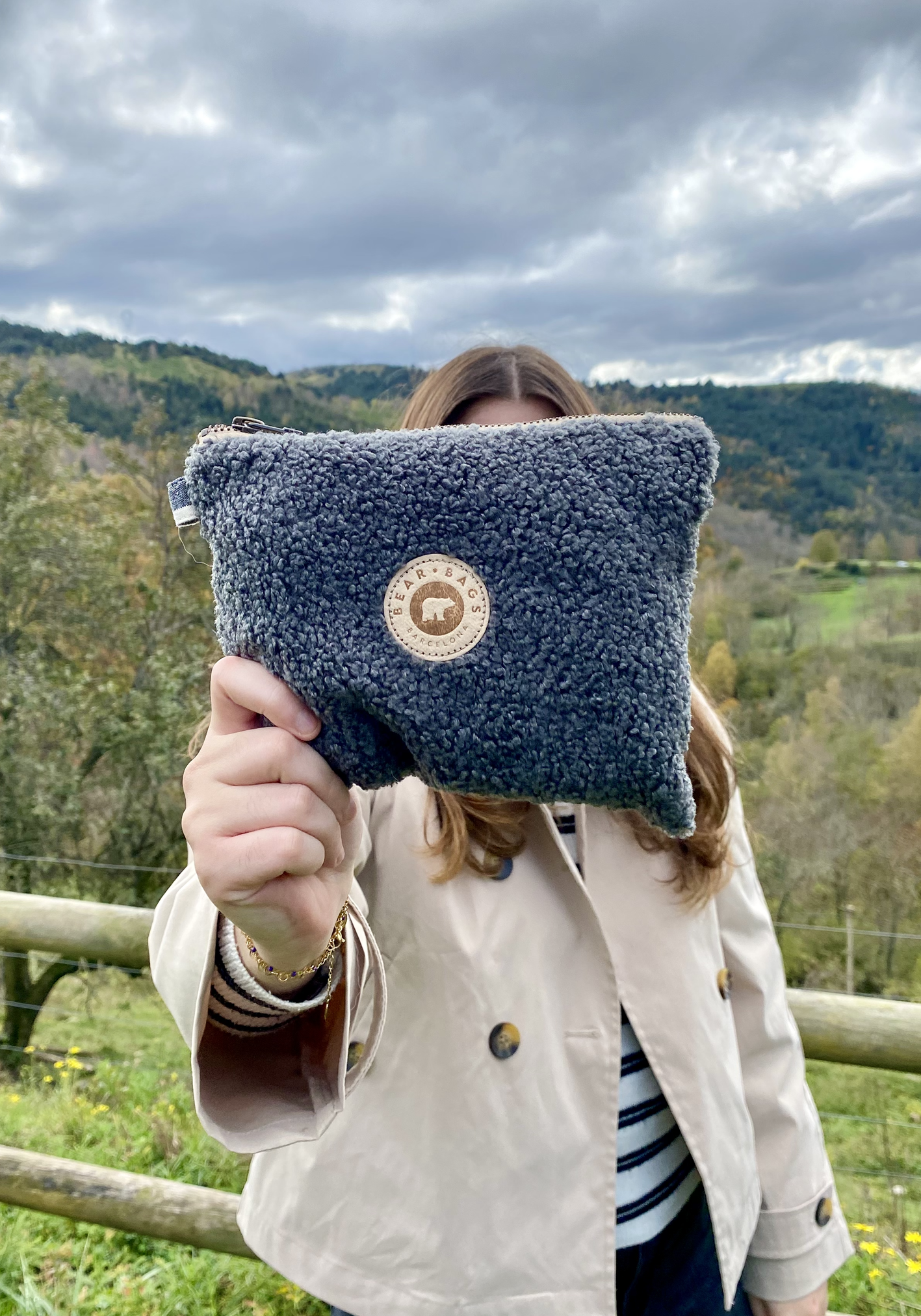 LITTLE BAG SHERPA DARK GREY (TALLA M)